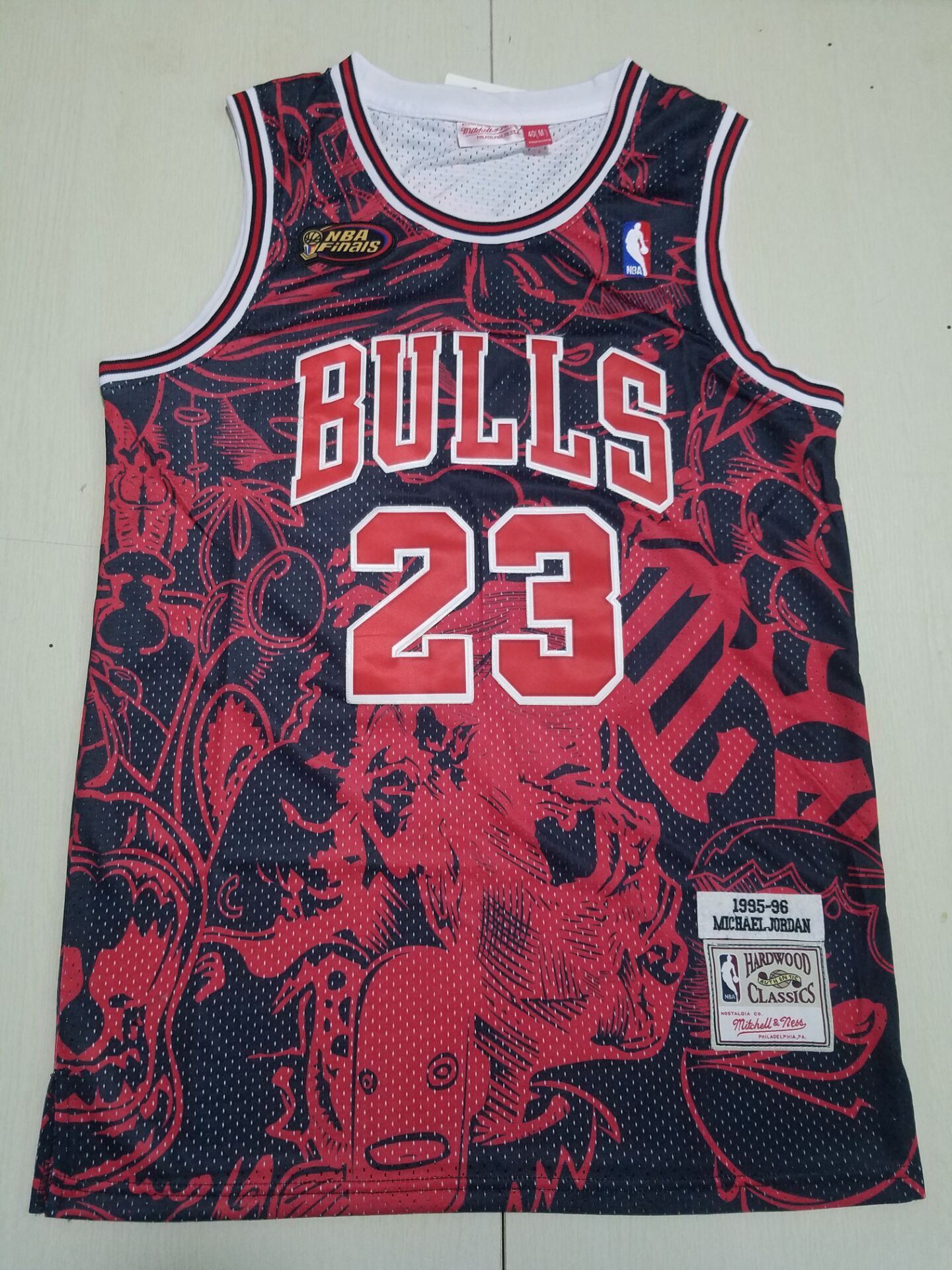 Men Chicago Bulls 23 Jordan Black red Throwback Finais 2022 NBA Jersey